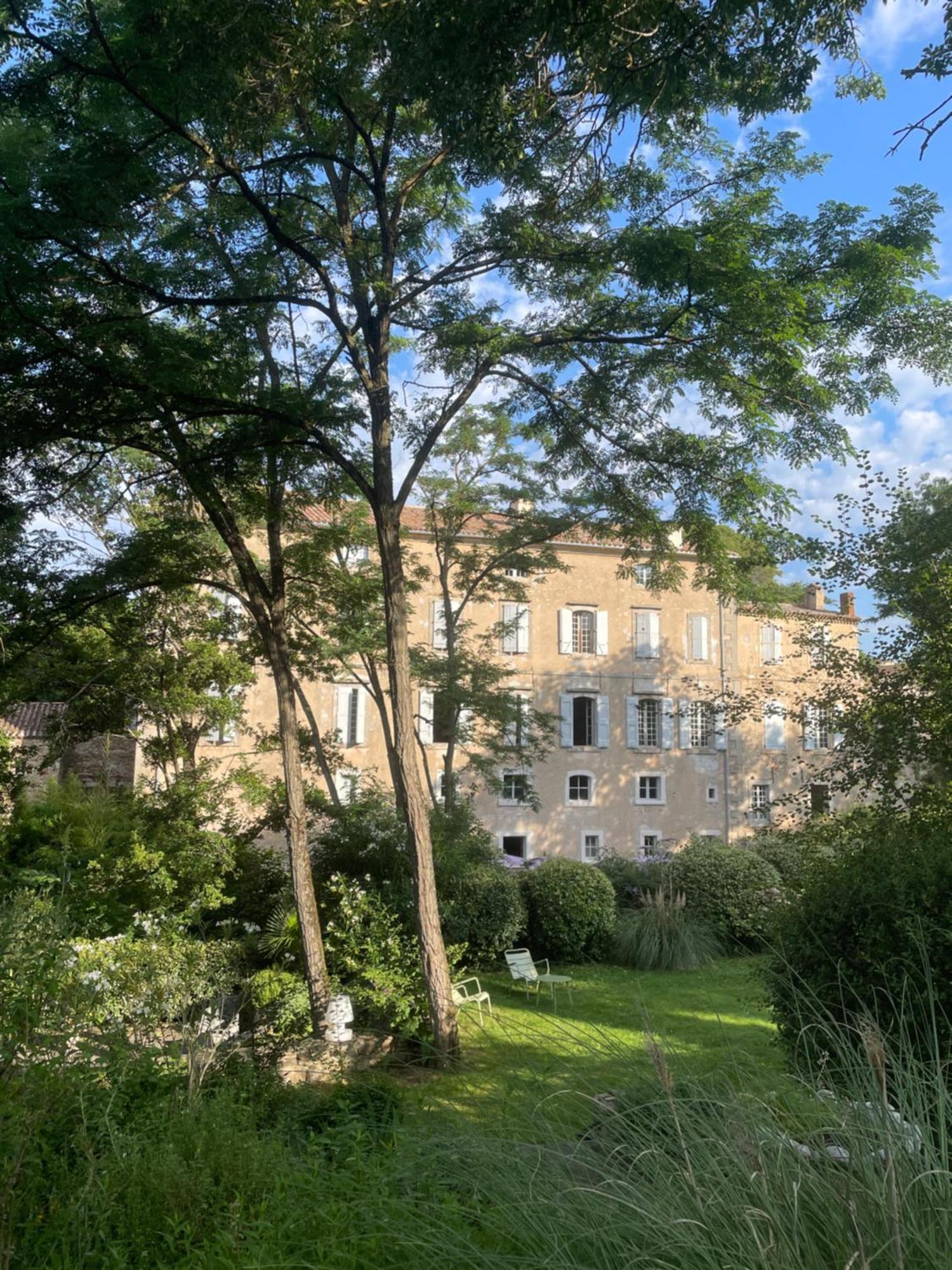 Hotel La Manufacture Royale Montolieu Exteriér fotografie